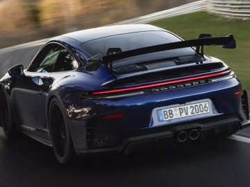 Porsche 911 GT3 z nowym rekordem toru N&uuml;rburgring
